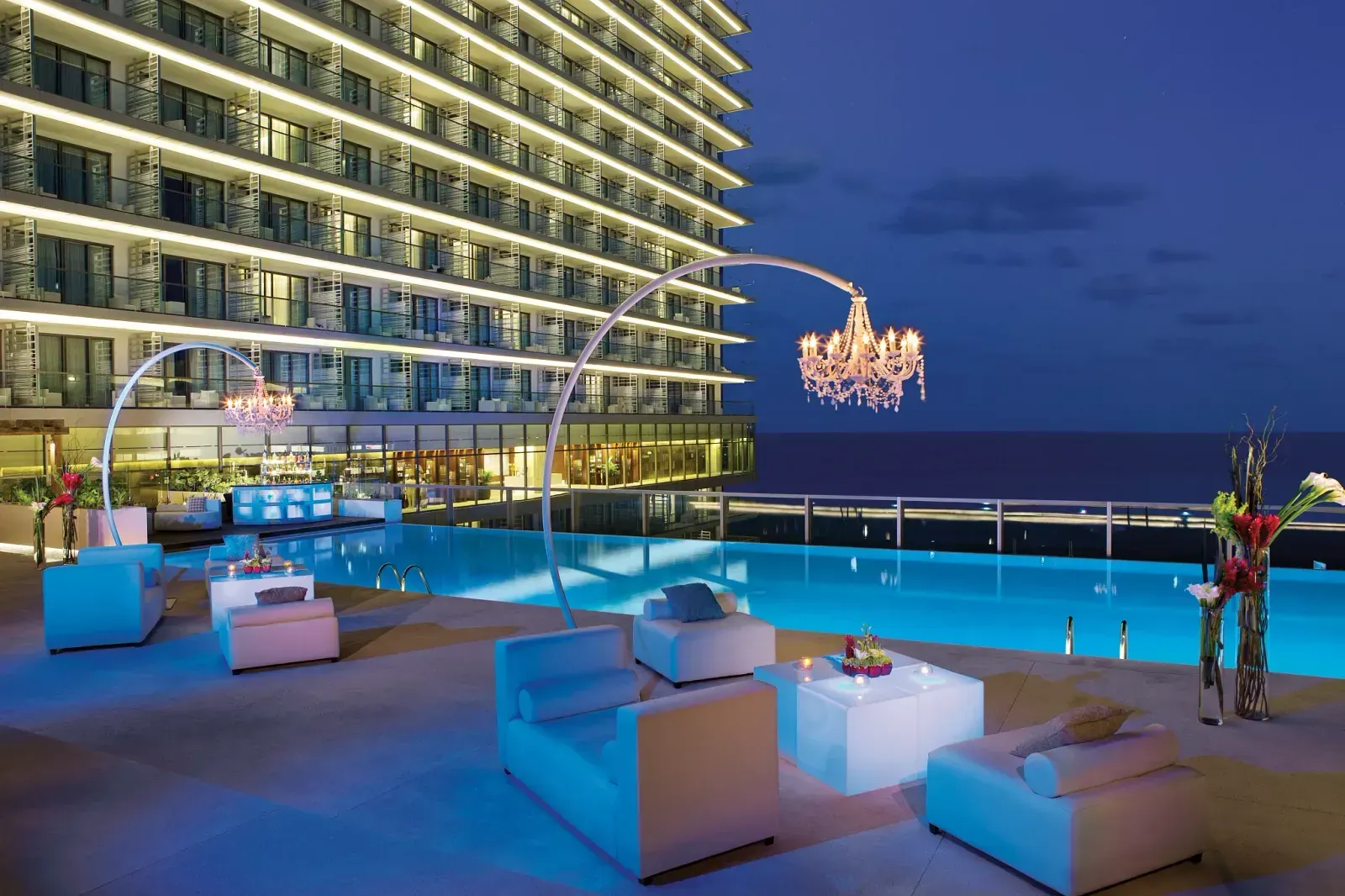 Preferred Club Pool (Night)
