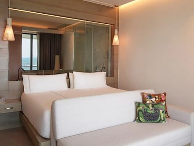 Delight Ocean View King