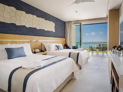 Deluxe Family Suite Ocean View Plunge Pool