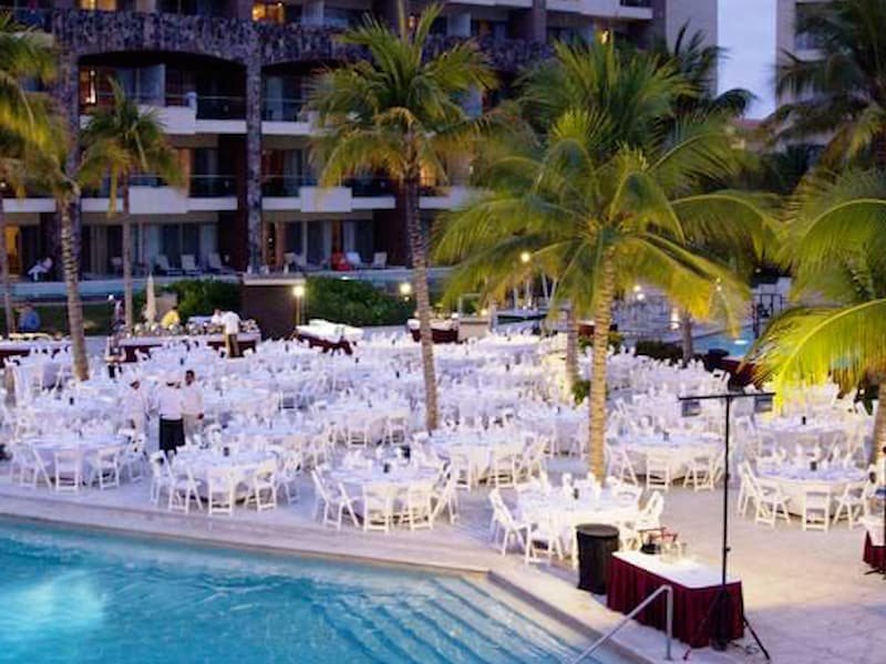 Dreams Pool Terrace