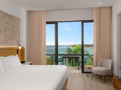 Enclave Nature View Suite - 1 King Bed
