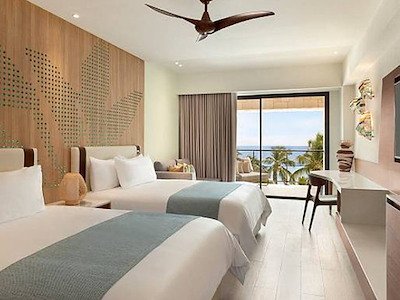 Club Ocean Front Junior Suite King