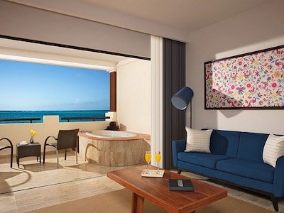 Preferred Club Junior Suite Ocean Front Double