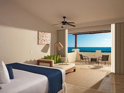 Preferred Club Master Suite Ocean Front