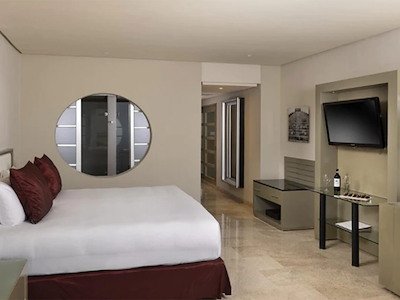 Roulette Room La Perla or Playa del Carmen