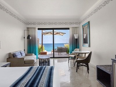 Altamar Plunge Pool Suite Oceanfront