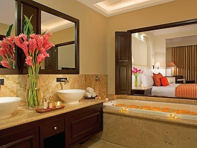 Preferred Club Junior Suite Swimout Garden