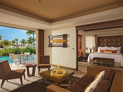 Preferred Club Master Suite Swim Out Garden View