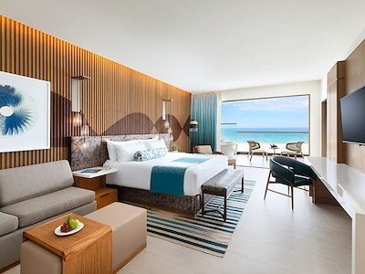 Rock Suite Ocean View (One Bedroom) with Personal Assistant
