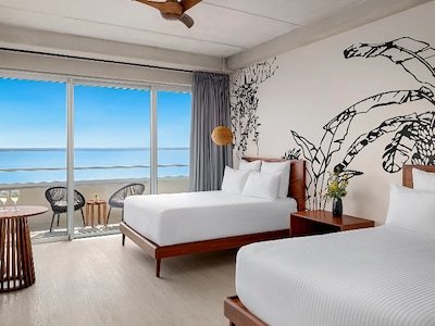Vantage Club Junior Suite Bay View Double Bed