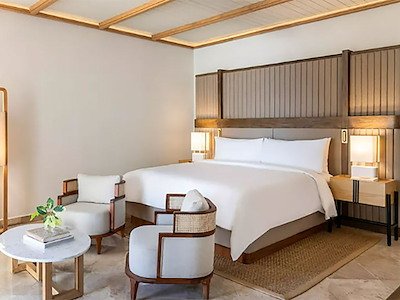 Beach Front Suite King