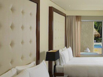 The Reserve Suite Swim-Up