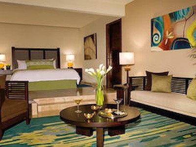 Preferred Club Governor Suite