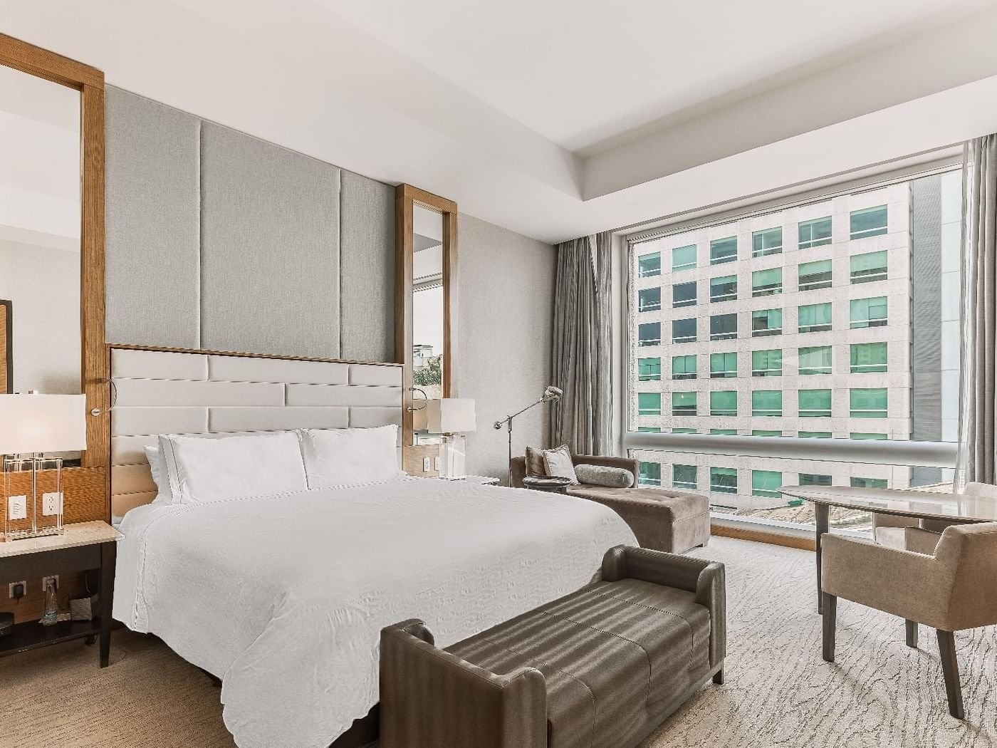 Deluxe Room, 1 King