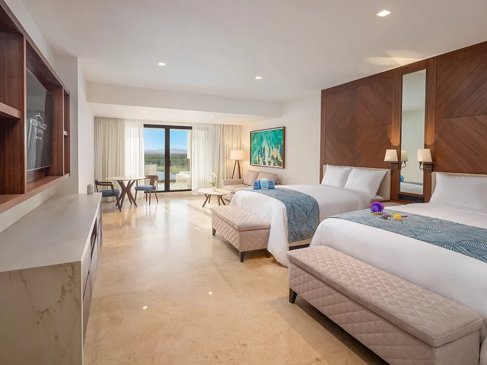 Grand Family Golf View Suite