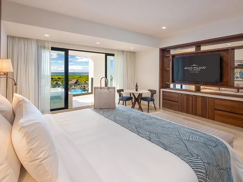 Grand Governor Ocean View Suite
