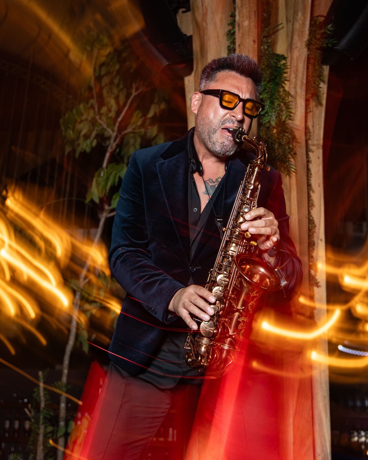Live Entertainment photo 2