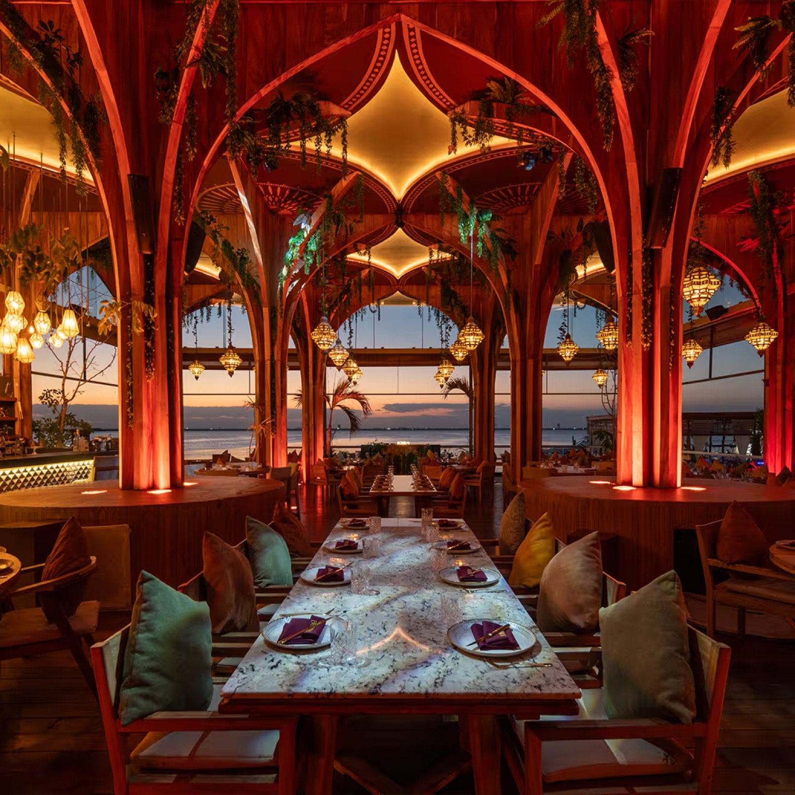 Bombay Cancun gallery photo 1